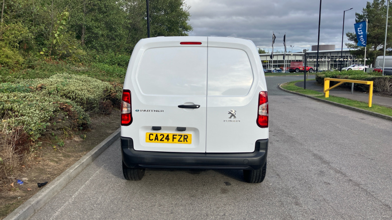 Peugeot Partner E-Standard 800 100kW 50kWh Professional Premium + Van Auto